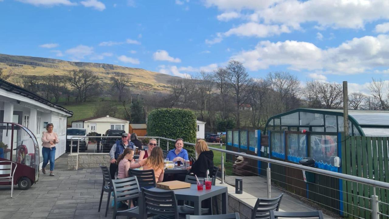 Campsie Glen Holiday Park Fintry Zewnętrze zdjęcie
